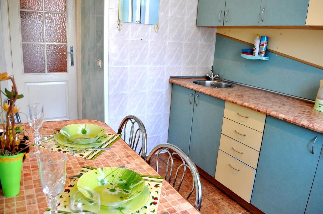 Apartment On Karbyshewa 1 Hrodna Eksteriør billede